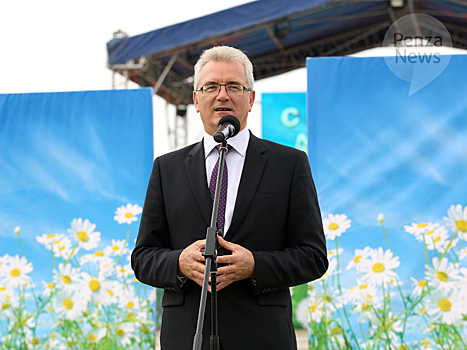 Губернатор Иван Белозерцев получил «двойку» за качество политического менеджмента