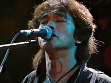 Премьеру фильма Алексея Учителя о Цое перенесли