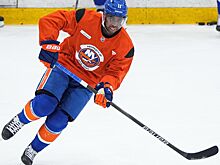 Форвард «Айлендерс» Энтони Дюклер повторил уникальное достижение Уэйна Гретцки