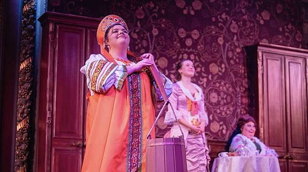 Игра по-крупному: в Театре на Трубной премьера — спектакль «Свадьба Кречинского»