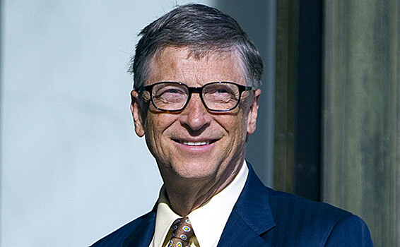 Билл Гейтс сделал прививку от COVID-19