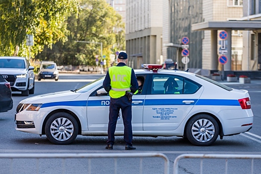 Машины ГАИ в Новосибирске научат распознавать автономера на 360 градусов вокруг