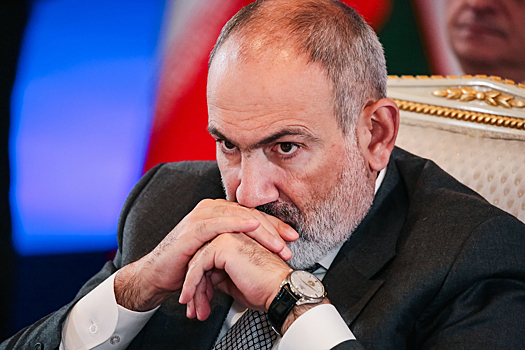За что премьер-министр Армении Никол Пашинян травит Католикоса