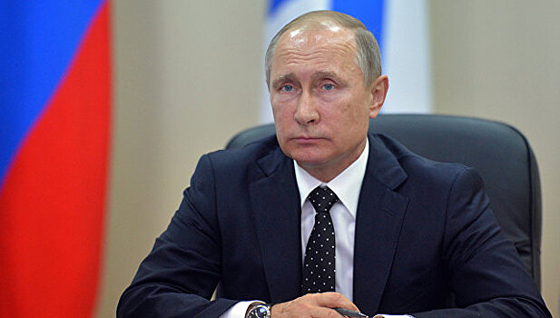 Песков рассказал, когда Путин сдаст декларацию о доходах