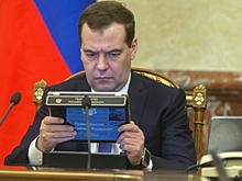 «Синие ведерки» напомнили Медведеву, что чем лучше дороги, тем меньше ДТП