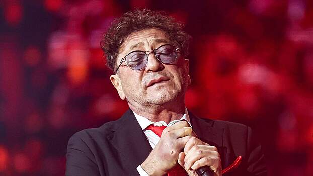 Представитель Лепса объяснил, почему певец исполняет песню Гребенщикова*