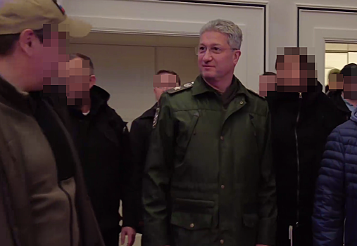 Wife of Putin defence official went on £ 70,000 Parisian shopping spree as bombs
