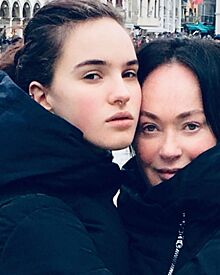 Красавица-дочь Ларисы Гузеевой отмечает 20-летие: «Доча как мама, такая же прекрасная