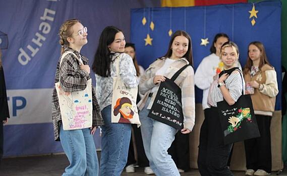 Курская школа этноросписи «НашаБуква» победила на грантовом конкурсе от «Росмолодежь.Гранты 2023»