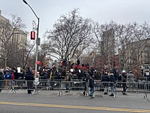 Какие протесты проходят в мире: беспорядки в Иране и марш против Трампа