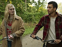 Влюбленные Эль Фаннинг и Джастис Смит в трейлере мелодрамы «Все радостные места» от Netflix