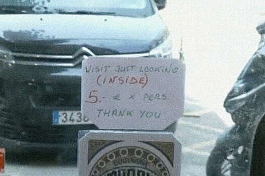 The Local: в магазине в Барселоне берут €5 с туристов, которые "просто смотрят"