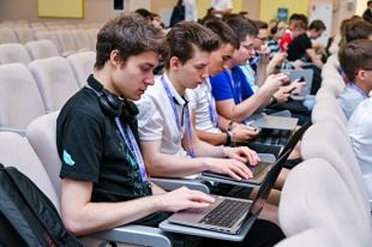 «Ростелеком» предлагает школьникам создать сеть киберзащиты для умного дома