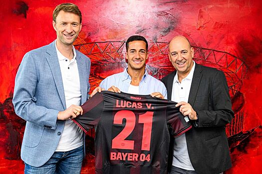 «Байер» объявил о подписании контракта с пятикратным победителем ЛЧ Лукасом Васкесом