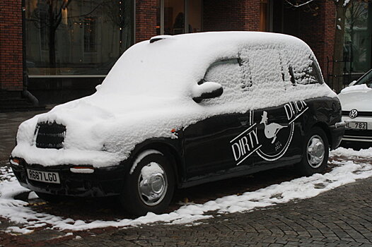 Автоэксперт объяснил, почему не стоит прогревать машину зимой