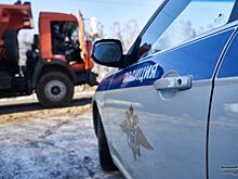 Под Екатеринбургом грузовик Росгвардии врезался в автомобиль