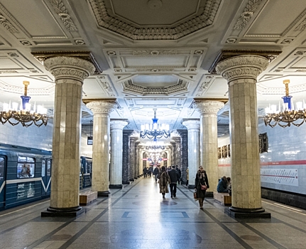 Британская телеведущая записала на станции «Автово» видео, в котором восхищается российским метро