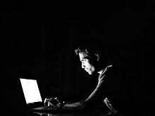 Специалист рассказал, как защитить свой ноутбук и телефон от шпионских программ