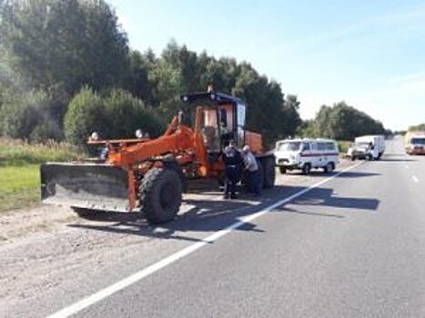 На трассе М5 рязанец на «Газели» протаранил автогрейдер