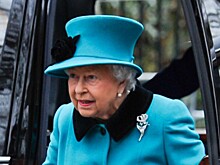 В Великобритании мальчик уполз от Елизаветы II