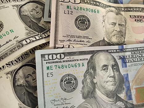 Россия и её экономические союзники стали реже платить друг другу долларами