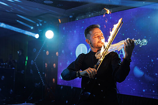 «Отель Domina умеет приятно удивлять своих гостей» – посетители новогодней вечеринки в стиле Арт-деко