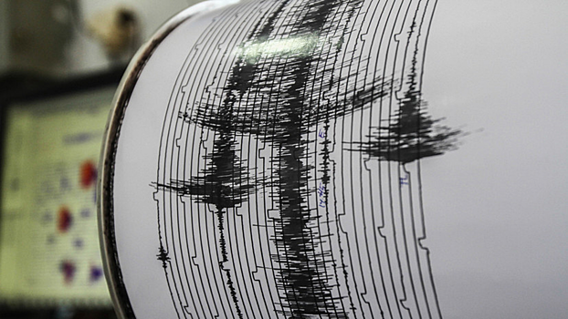 В Алма-Ате на фоне землетрясения образовались многокилометровые пробки