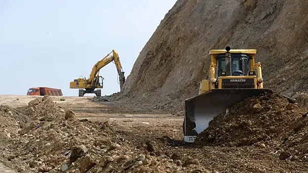 Бульдозер раздавил геолога на раскопках