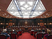 КС РФ начал проверять законодательство о транспортной безопасности