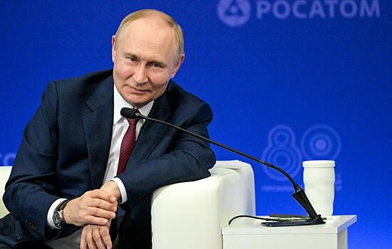 Удивившая званием Путина девушка рассказала, что она из семьи моряков