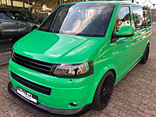 Посмотрите на безумный Volkswagen T5, который разгоняется до 300 километров в час