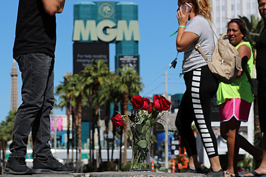Хоккейный клуб из Лас-Вегаса пожертвовал $300 тыс. пострадавшим при стрельбе