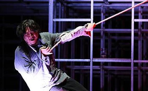 В рамках Авиньонского театрального фестиваля поставили пьесу Лао Шэ "Чайная"