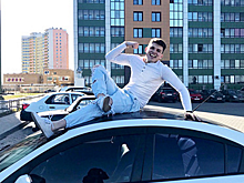 Российский депутат напугал полицейских гранатой