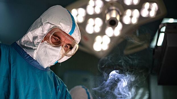 Сургутские врачи провели редкую операцию на головном мозге