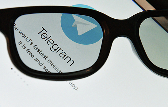 Пользователи Telegram поддерживают Дурова хештегом FREEDUROV