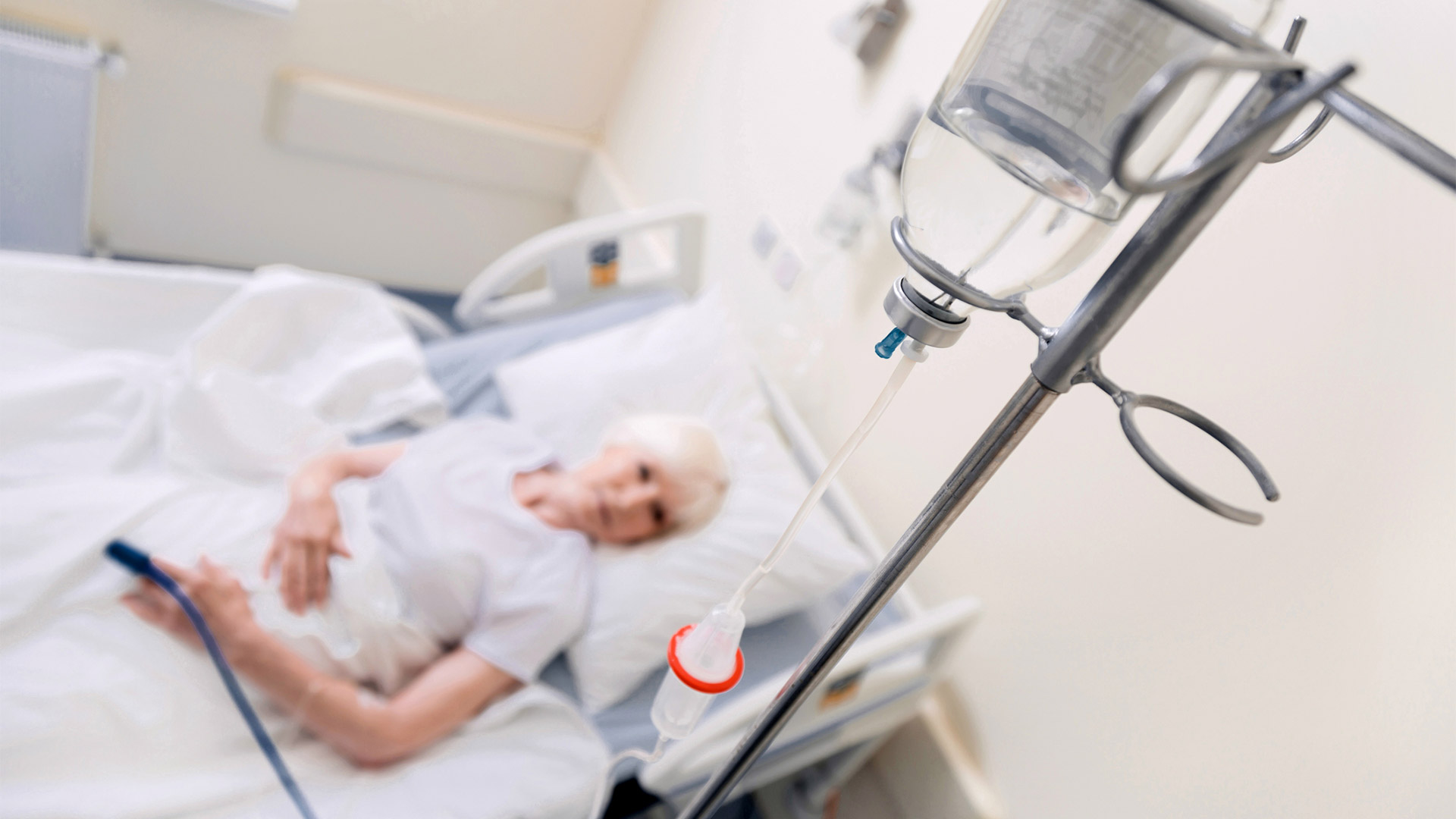 При установке капельниц: показания, преимущества и риски