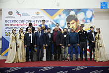 Турнир на призы Мурада Гайдарова выиграл борец Ахмед Усманов