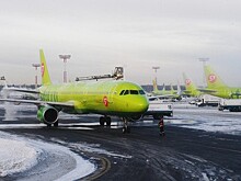 У вылетевшего из Москвы самолета остановился двигатель
