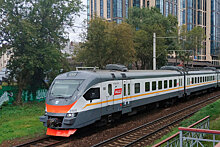 Железная дорога улучшила транспортные связи в столице