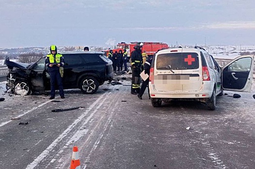 Сотрудник "скорой" и три пациента погибли в ДТП в Пермском крае