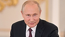 Путин обнял и расцеловал россиянку