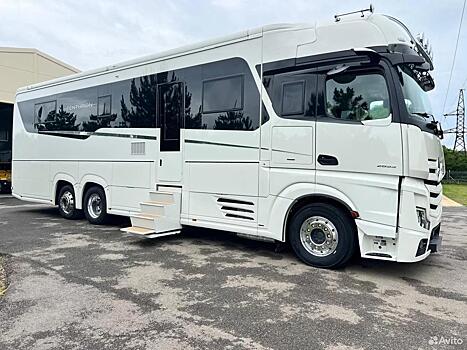 В Ставрополе выставили на продажу автодом Mercedes-Benz за 130 млн рублей