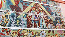Советскую мозаику на фасаде детсада в Сормове закрывают утеплителем