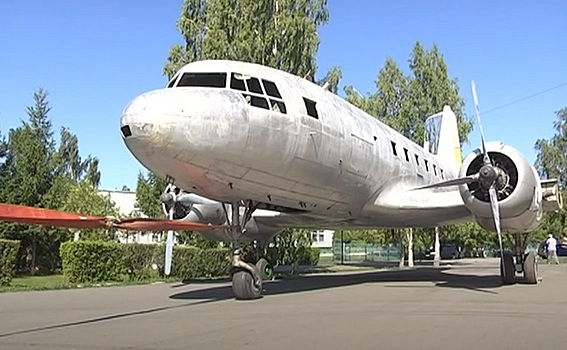 Самолёт Ил-14 восстанавливают энтузиасты в Куйбышеве