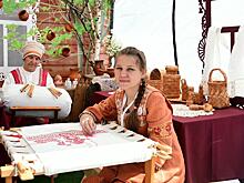 Какие тайны хранят девичьи сарафаны и сколько на них должно быть складок: «Сказ о сарафане» открыл «Женские ремесла»