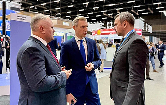 Смоленские предприятия договорились о новых проектах на "Иннопроме"