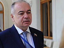 Умаханов переназначен сенатором от Дагестана