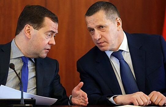 В кого Медведев превратит Трутнева?