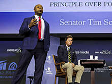 Сенатор-республиканец Тим Скотт приостановил участие в президентской гонке в США